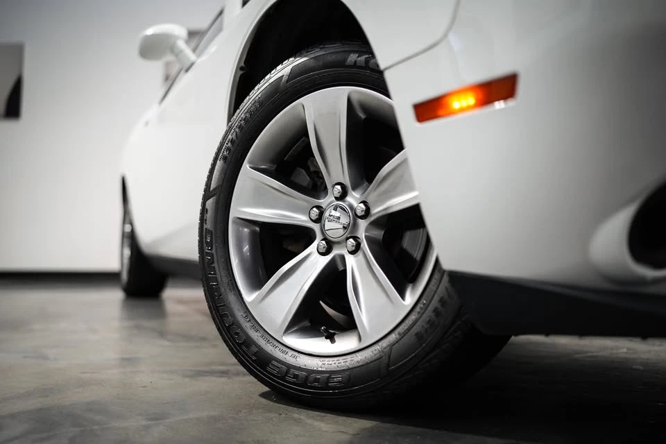 2016 Dodge Challenger 3rd Gen - Image 2 of 18