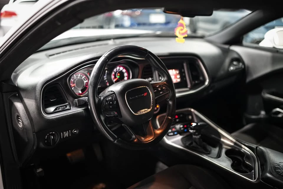 2016 Dodge Challenger 3rd Gen - Image 13 of 18