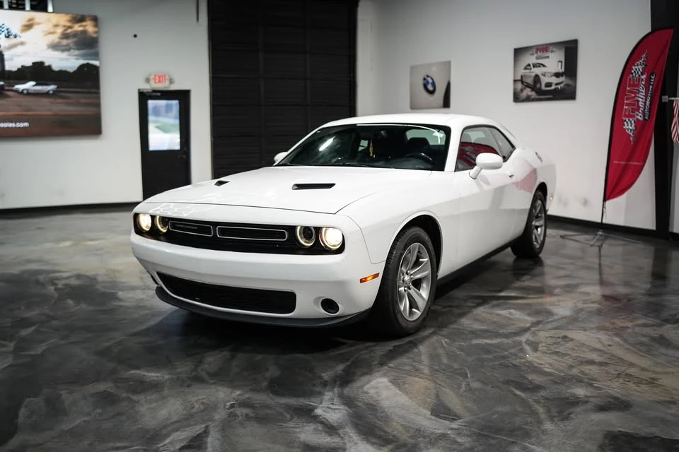 2016 Dodge Challenger 3rd Gen - Image 3 of 18