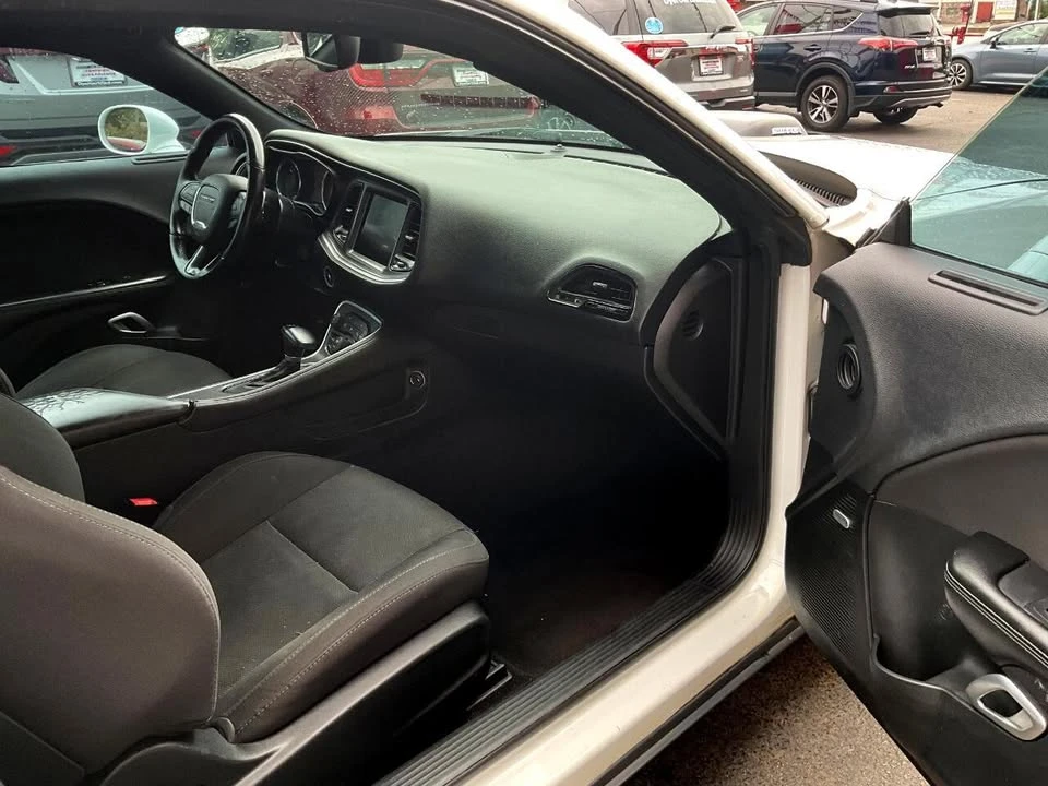 2016 Dodge Challenger 3rd Gen - Image 10 of 20