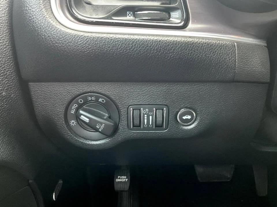 2016 Dodge Challenger 3rd Gen - Image 12 of 20