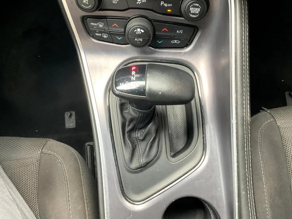 2016 Dodge Challenger 3rd Gen - Image 16 of 20