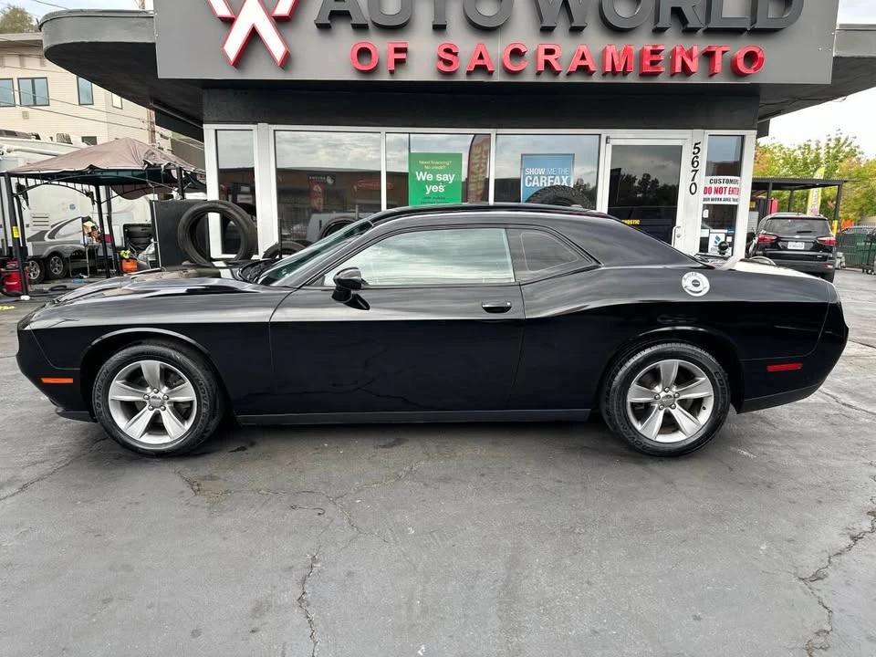 2016 Dodge Challenger 3rd Gen - Image 7 of 17