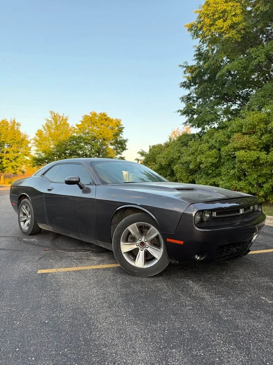 2016 Dodge Challenger 3rd Gen - Image 3 of 10