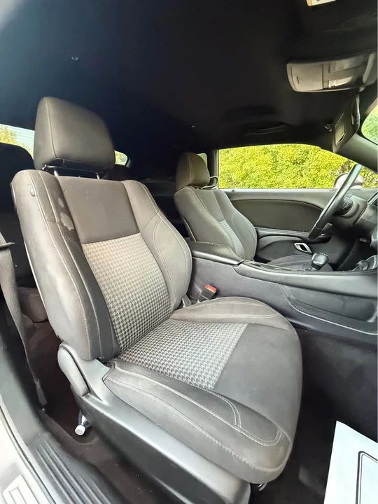 2016 Dodge Challenger 3rd Gen - Image 5 of 10