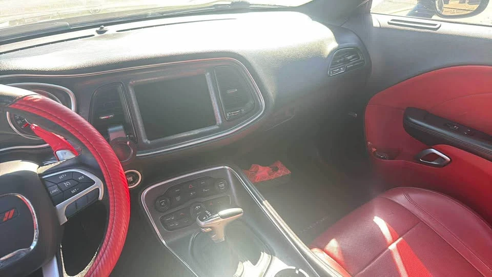 2016 Dodge Challenger 3rd Gen - Image 8 of 11