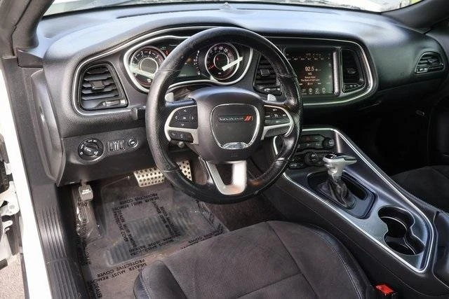 2016 Dodge Challenger 3rd Gen - Image 13 of 15