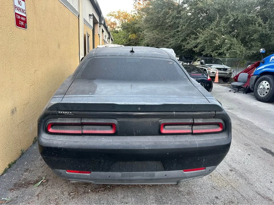 2016 Dodge Challenger 3rd Gen - Image 5 of 8