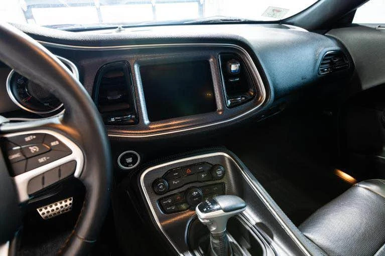 2016 Dodge Challenger 3rd Gen - Image 11 of 14