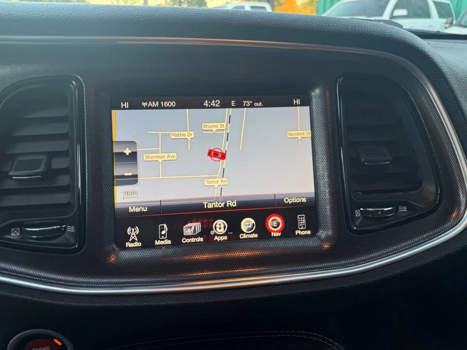 2016 Dodge Challenger 3rd Gen - Image 15 of 20