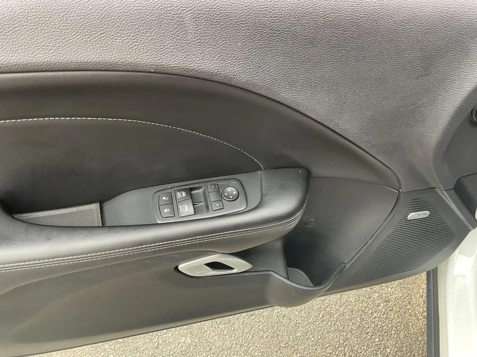 2016 Dodge Challenger 3rd Gen - Image 18 of 20