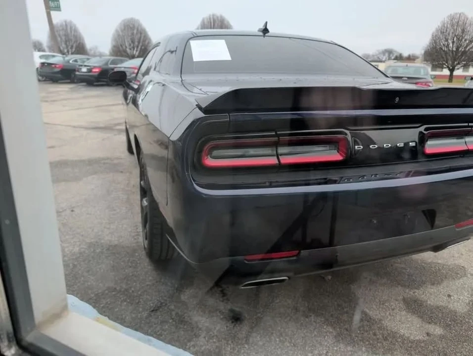 2016 Dodge Challenger 3rd Gen - Image 10 of 20