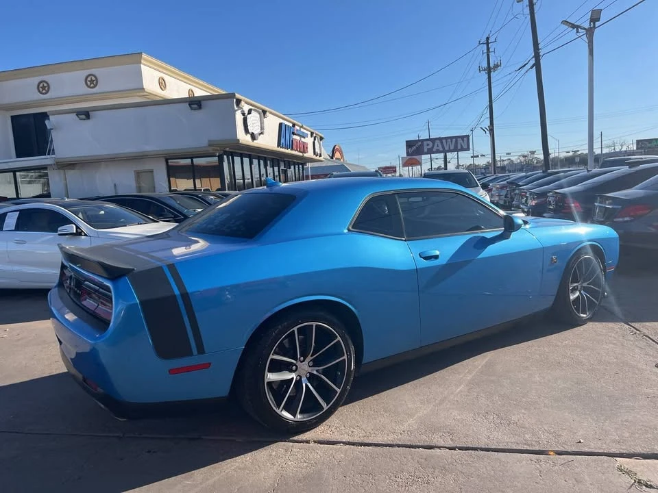 2016 Dodge Challenger 3rd Gen - Image 2 of 12