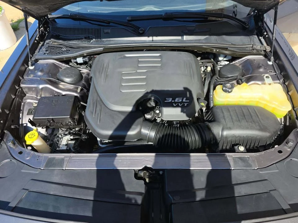 2016 Dodge Challenger 3rd Gen - Image 17 of 18