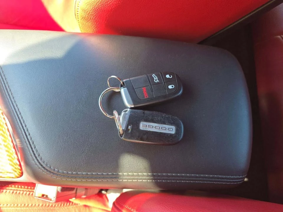 2016 Dodge Challenger 3rd Gen - Image 9 of 18