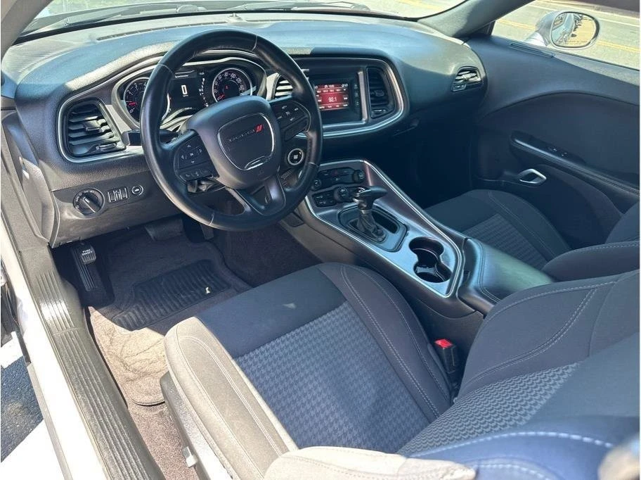 2016 Dodge Challenger 3rd Gen - Image 10 of 20