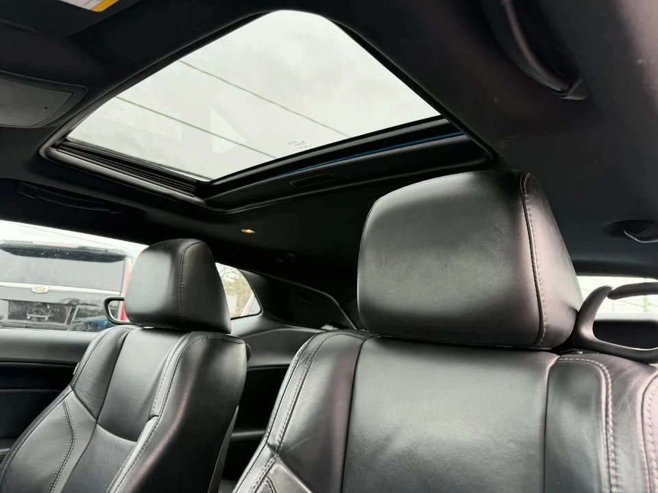 2016 Dodge Challenger 3rd Gen - Image 8 of 13