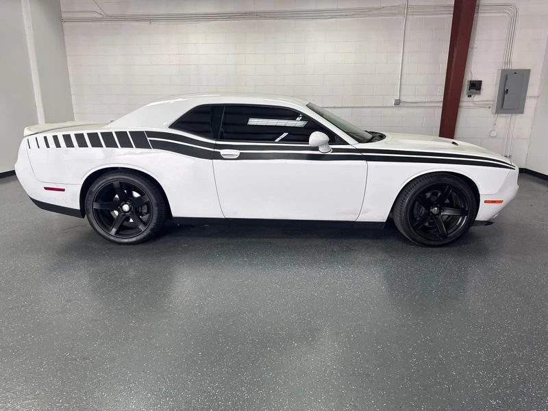 2016 Dodge Challenger - Image 3 of 18
