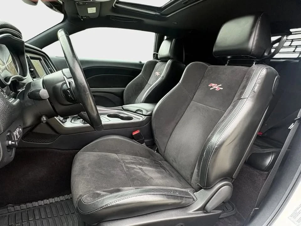 2016 Dodge Challenger 3rd Gen - Image 11 of 20