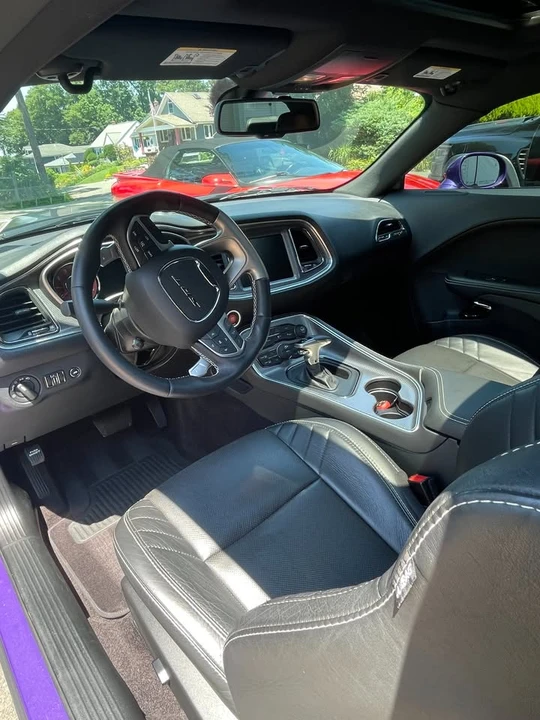 2016 Dodge Challenger 3rd Gen - Image 10 of 20