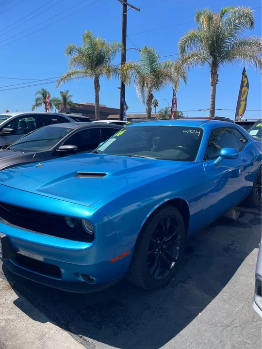 2016 Dodge Challenger 3rd Gen - Image 2 of 3