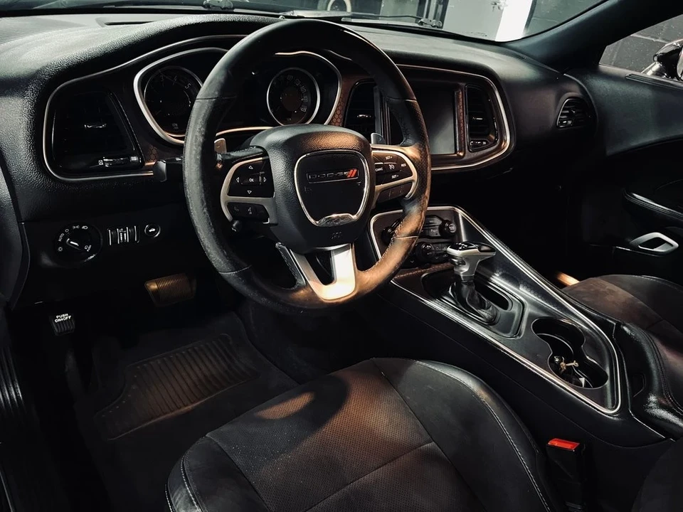 2016 Dodge Challenger 3rd Gen - Image 15 of 21