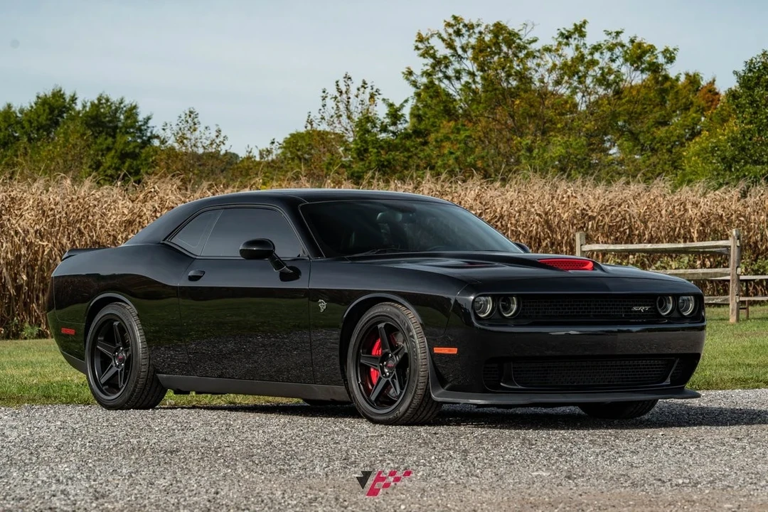 2016 Dodge Challenger SRT Hellcat 3rd Gen - Image 8 of 21