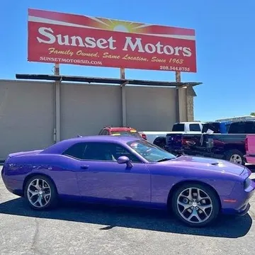 2016 Dodge Challenger SXT Plus