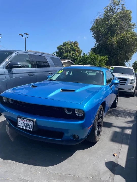 2016 Dodge Challenger 3rd Gen - Image 2 of 3