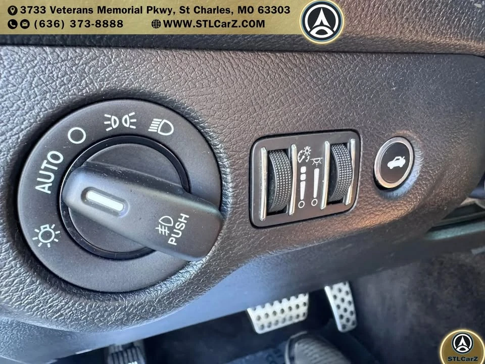 2016 Dodge Challenger SRT8 & 392 3rd Gen - Image 19 of 20