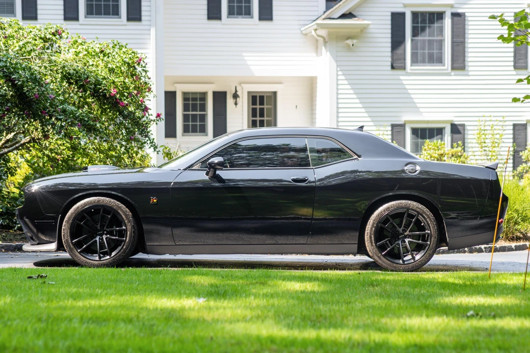 2016 Dodge Challenger SRT8 & 392 3rd Gen - Image 3 of 31