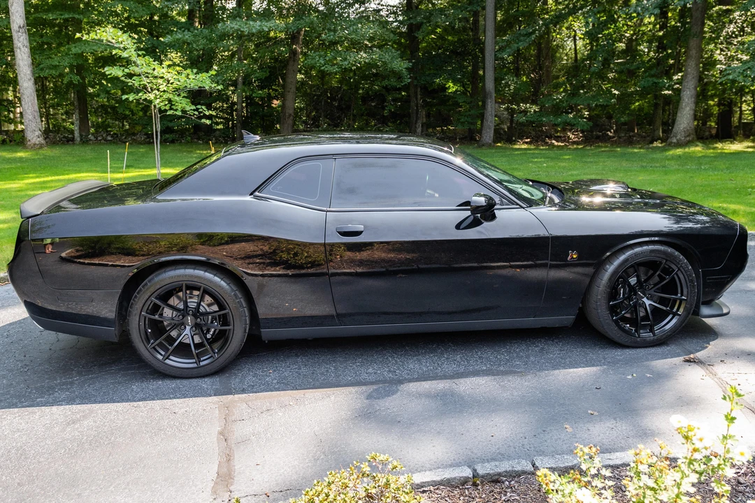2016 Dodge Challenger SRT8 & 392 3rd Gen - Image 15 of 31