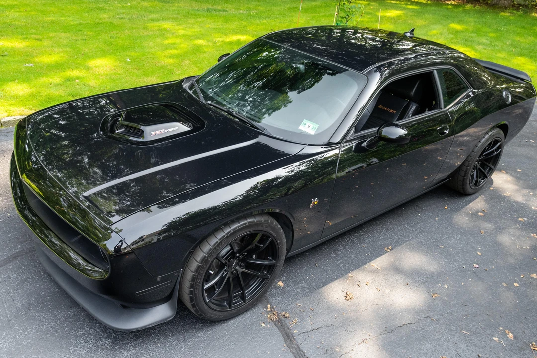 2016 Dodge Challenger SRT8 & 392 3rd Gen - Image 9 of 31