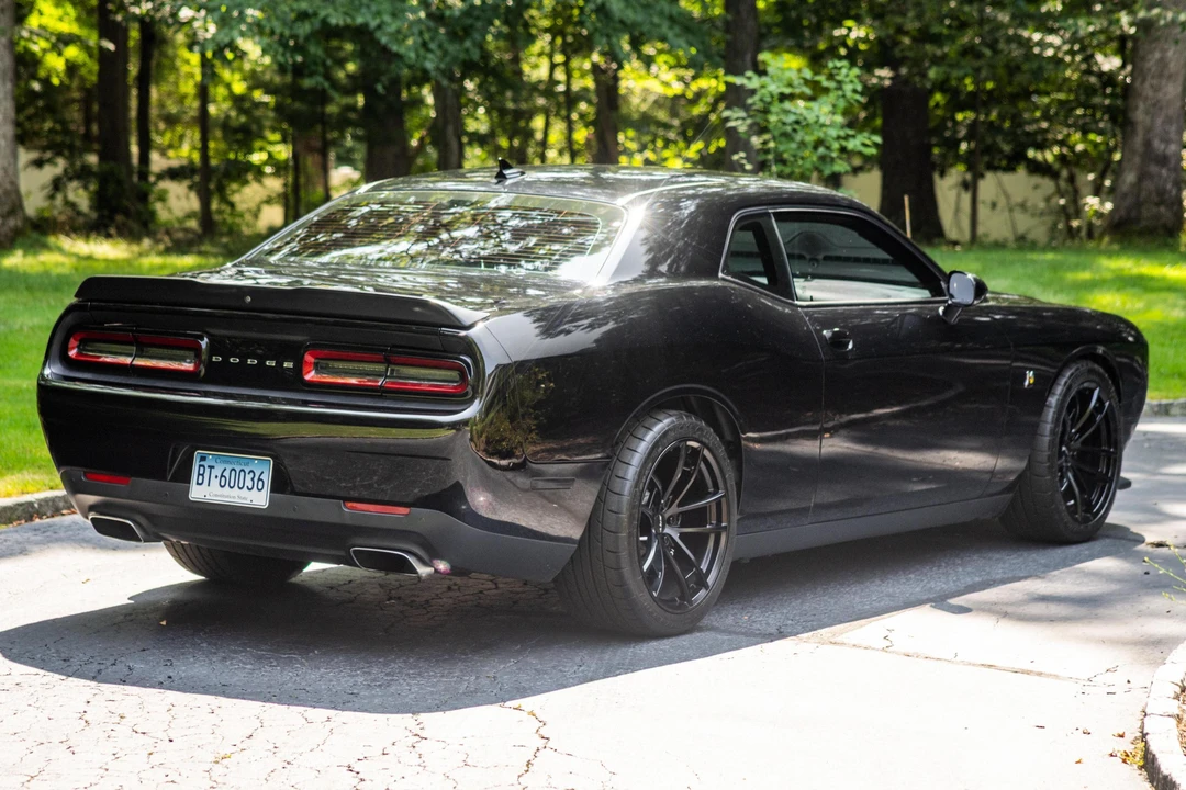 2016 Dodge Challenger SRT8 & 392 3rd Gen - Image 4 of 31