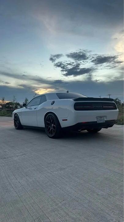 2016 Dodge Challenger SRT8 & 392 3rd Gen - Image 3 of 10