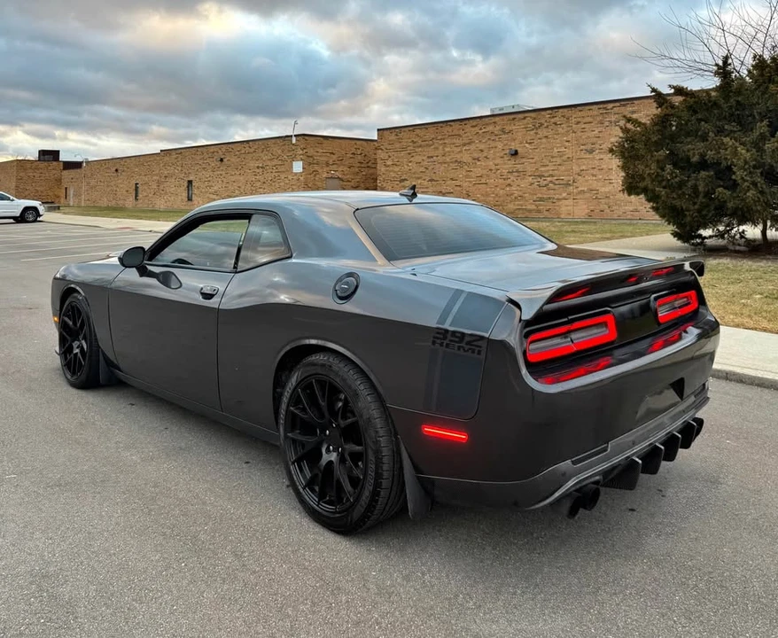 2016 Dodge Challenger SRT8 & 392 3rd Gen - Image 7 of 10