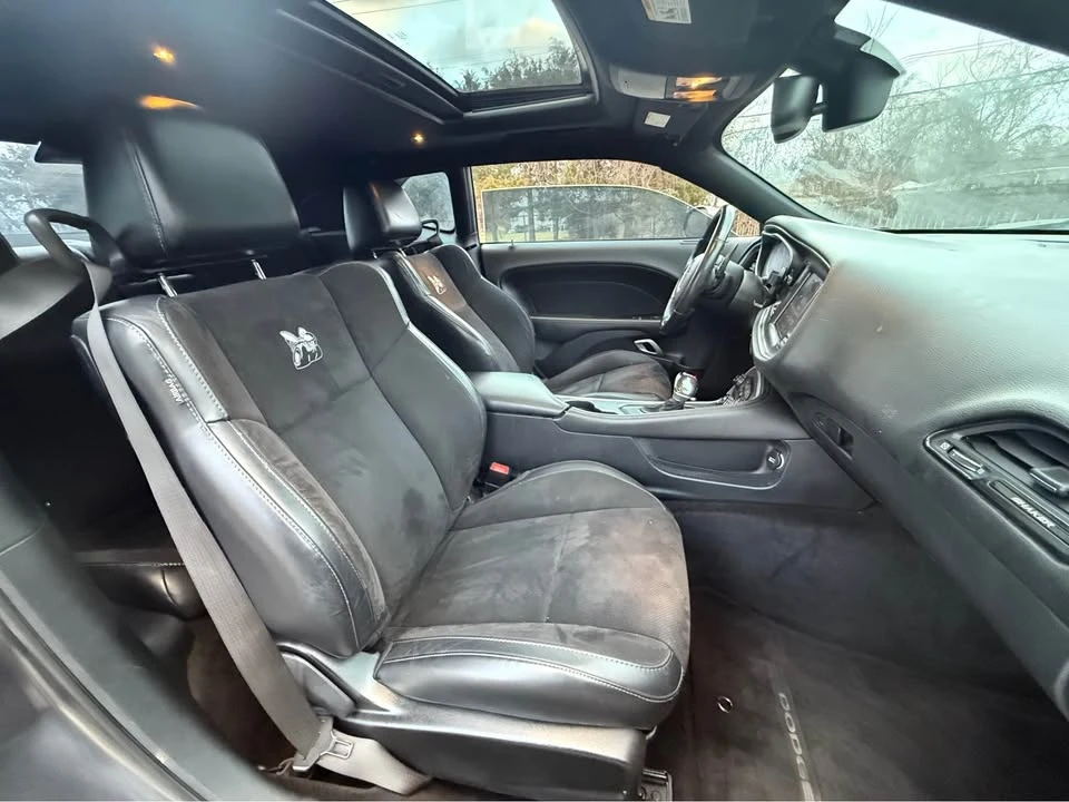 2016 Dodge Challenger SRT8 & 392 3rd Gen - Image 9 of 10