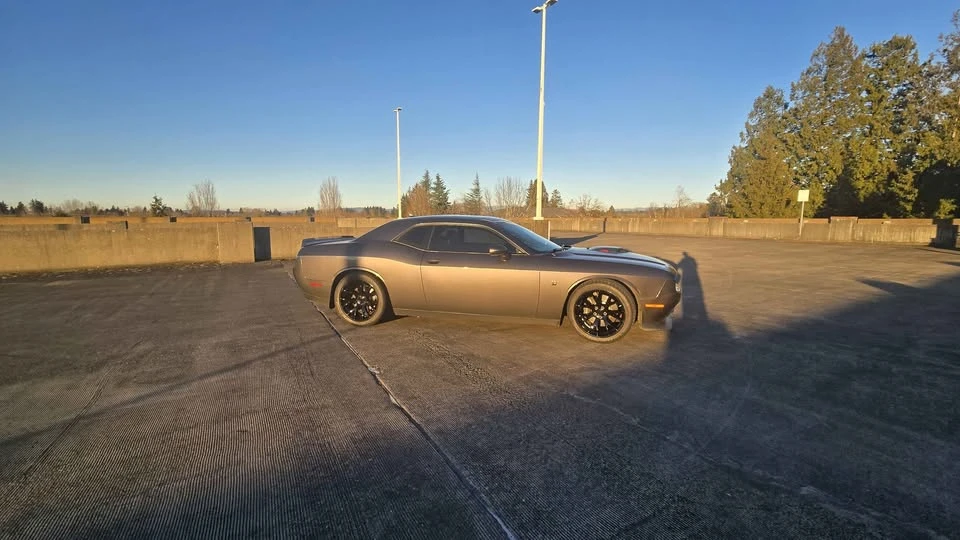 2016 Dodge Challenger SRT8 & 392 3rd Gen - Image 9 of 9