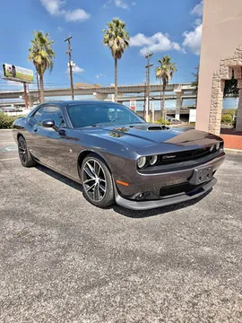 2016 Dodge Challenger 392 Hemi Scat Pack Shaker