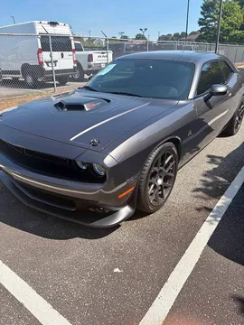 2016 Dodge Challenger 392 Hemi Scat Pack Shaker