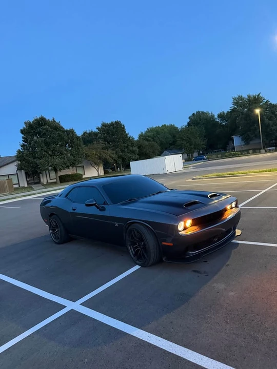 2016 Dodge Challenger SRT8 & 392 3rd Gen - Image 4 of 15
