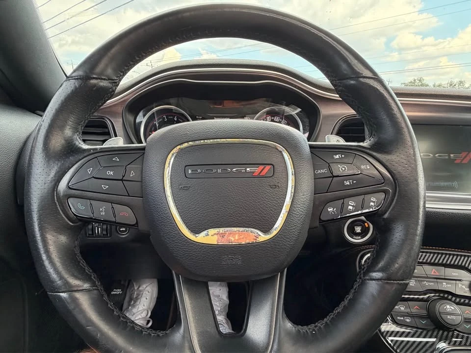 2016 Dodge Challenger SRT8 & 392 3rd Gen - Image 9 of 14