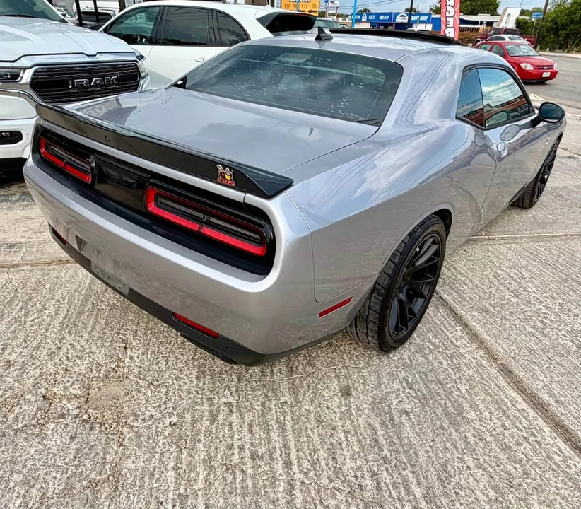 2016 Dodge Challenger SRT8 & 392 3rd Gen - Image 4 of 14