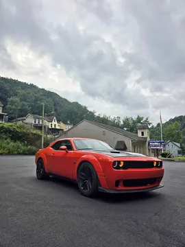 2016 Dodge Challenger 392 Hemi Scat Pack Shaker Coupe 2D