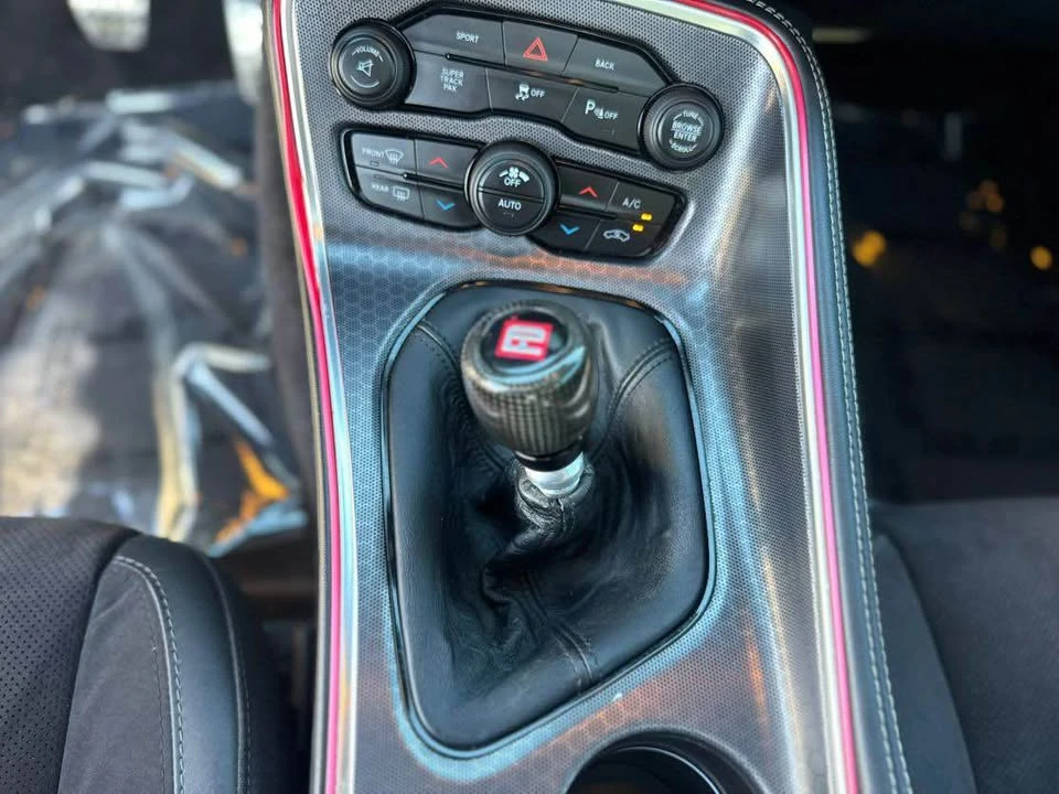 2016 Dodge Challenger SRT8 & 392 3rd Gen - Image 16 of 19