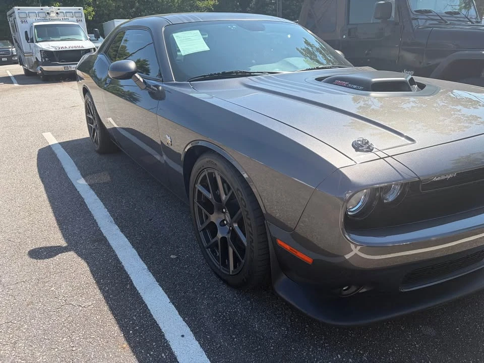 2016 Dodge Challenger SRT8 & 392 3rd Gen - Image 4 of 8