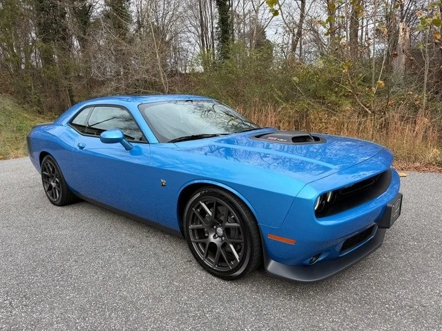 2016 Dodge Challenger SRT8 & 392 3rd Gen - Image 4 of 12