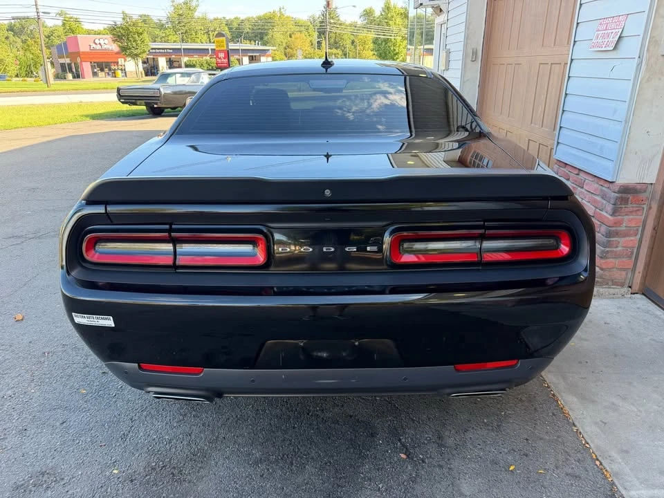 2016 Dodge Challenger SRT8 & 392 3rd Gen - Image 4 of 18