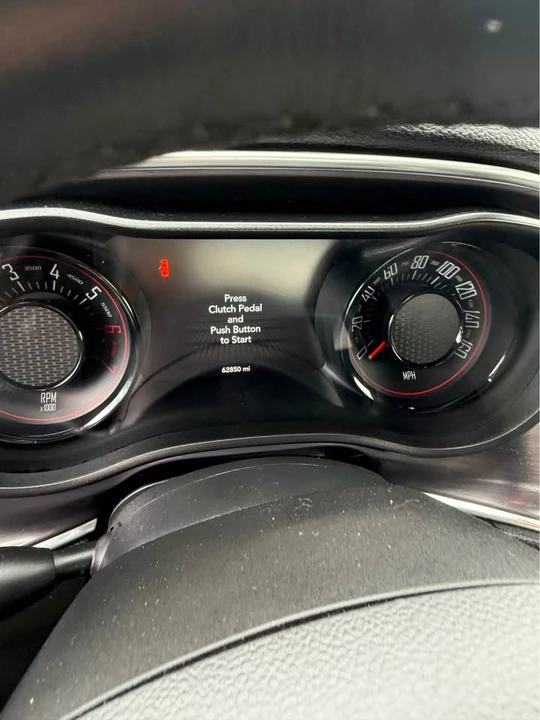 2016 Dodge Challenger 3rd Gen - Image 4 of 10