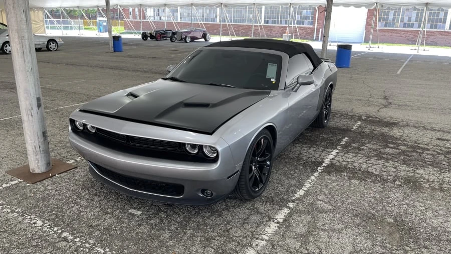 2016 Dodge Challenger 3rd Gen - Image 5 of 17